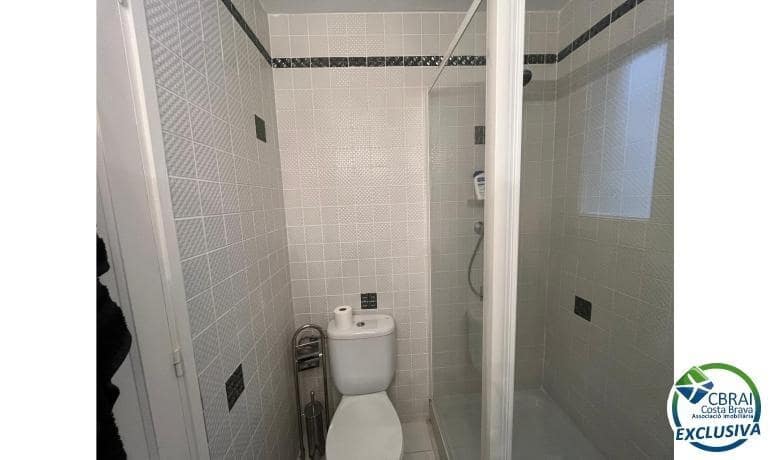 3 makuuhuone Huvila myytävänä paikassa Empuriabrava mukana uima-altaan - 595 000 € (Ref: 9536767)