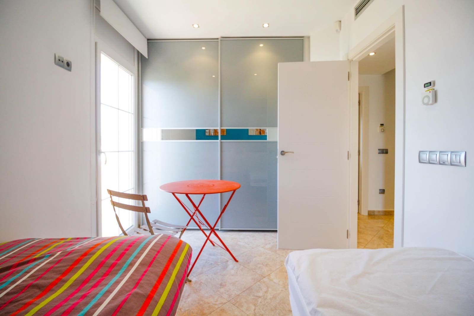 Chalet de 4 habitaciones en Empuriabrava en venta con piscina garaje - 1.295.000 € (Ref: 9551303)