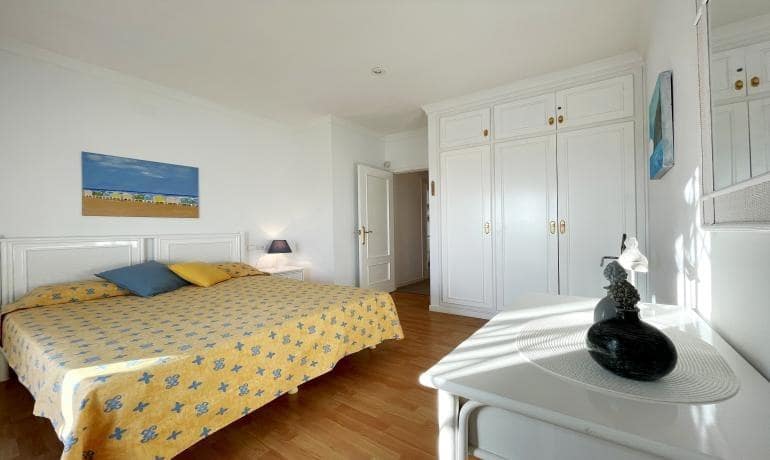 5 soveværelse Villa til salg i El Mas Fumats med swimmingpool - € 799.000 (Ref: 9571083)