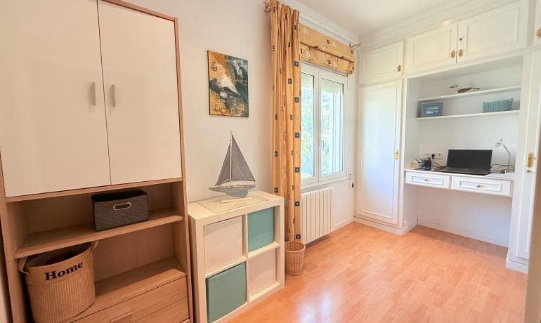 5 soveværelse Villa til salg i El Mas Fumats med swimmingpool - € 799.000 (Ref: 9571083)