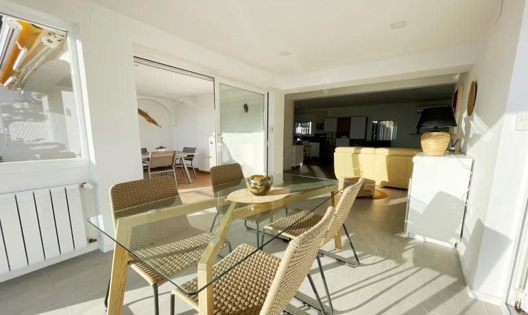 5 slaapkamer Villa te koop in El Mas Fumats met zwembad garage - € 765.000 (Ref: 9571083)