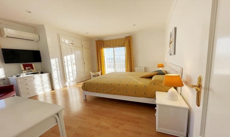 5 slaapkamer Villa te koop in El Mas Fumats met zwembad garage - € 765.000 (Ref: 9571083)