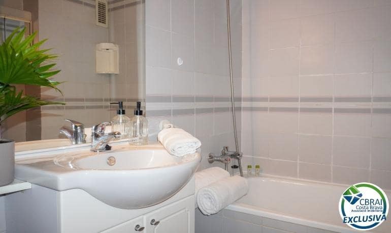 Estudio en Empuriabrava en venta - 130.000 € (Ref: 9586368)
