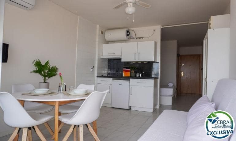 Estudio en Empuriabrava en venta - 130.000 € (Ref: 9586368)