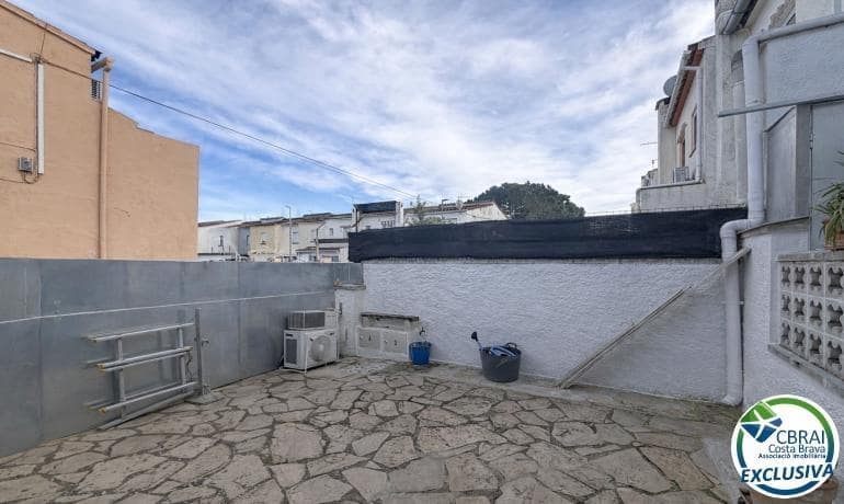 Adosado de 2 habitaciones en Empuriabrava en venta - 179.000 € (Ref: 9596042)