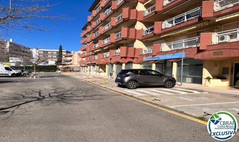 2 soveværelse Lejlighed til salg i Roses - € 285.000 (Ref: 9615361)