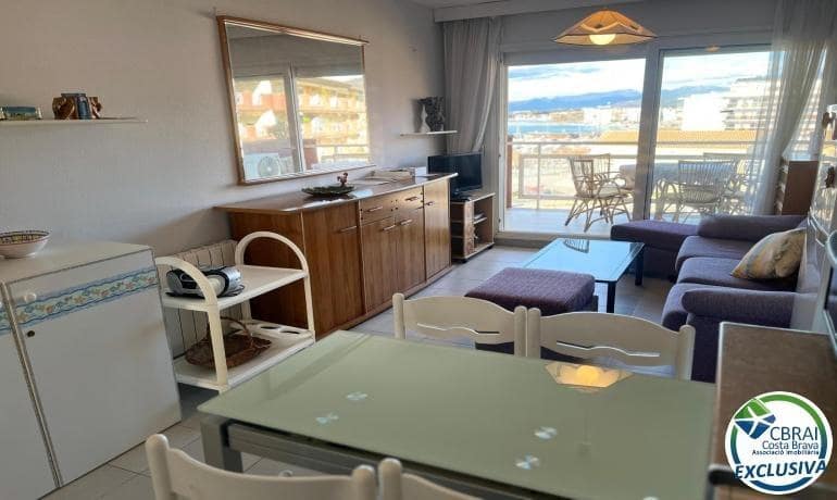 2 slaapkamer Appartement te koop in Roses - € 285.000 (Ref: 9615361)