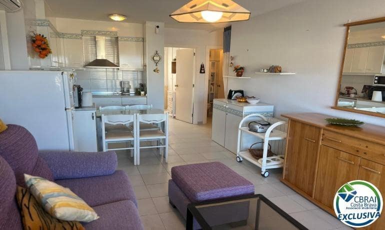 2 slaapkamer Appartement te koop in Roses - € 285.000 (Ref: 9615361)