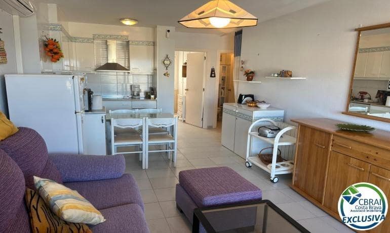 2 slaapkamer Appartement te koop in Roses - € 285.000 (Ref: 9615361)