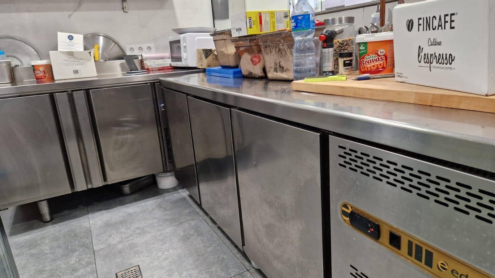 Bedrijf te koop in Roses - € 198.000 (Ref: 9615362)