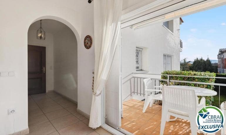 2 soveværelse Lejlighed til salg i Roses - € 175.000 (Ref: 9615363)