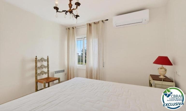 2 soveværelse Lejlighed til salg i Roses - € 175.000 (Ref: 9615363)