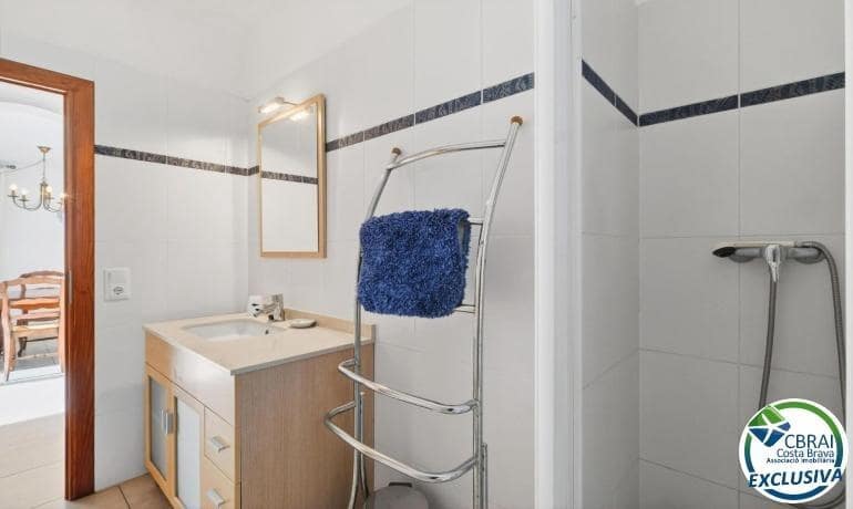 2 soveværelse Lejlighed til salg i Roses - € 175.000 (Ref: 9615363)