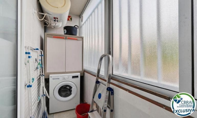 2 slaapkamer Appartement te koop in Roses - € 175.000 (Ref: 9615363)