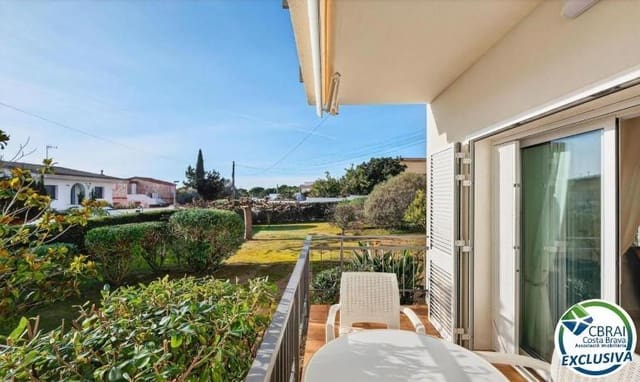 2 slaapkamer Appartement te koop in Roses - € 175.000 (Ref: 9615363)