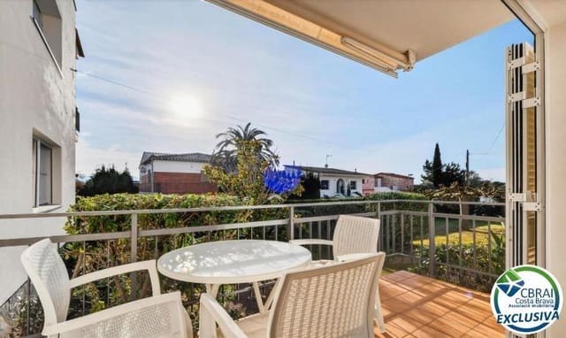 2 slaapkamer Appartement te koop in Roses - € 175.000 (Ref: 9615363)