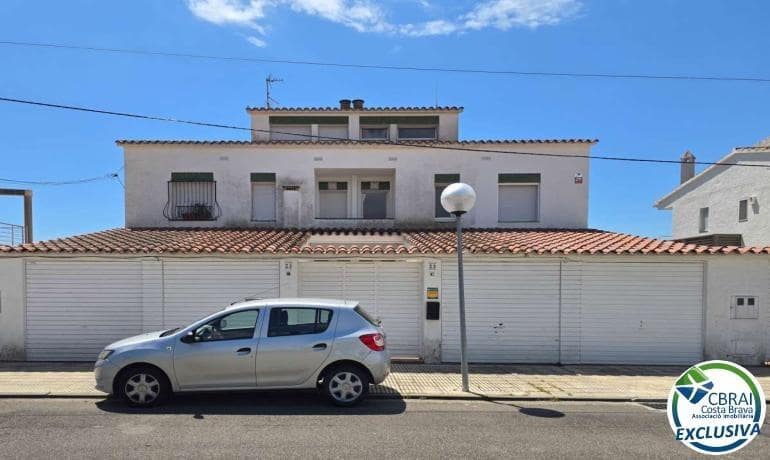 Pareado de 4 habitaciones en Santa Margarida en venta con piscina garaje - 645.000 € (Ref: 9615364)