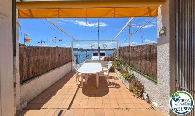 Pareado de 4 habitaciones en Santa Margarida, Roses en venta con piscina garaje - 645.000 € (Ref: 9615364)