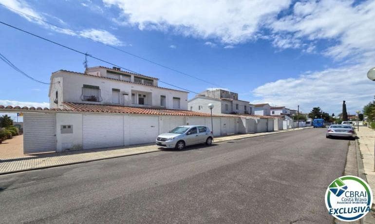 Pareado de 4 habitaciones en Santa Margarida en venta con piscina garaje - 645.000 € (Ref: 9615364)