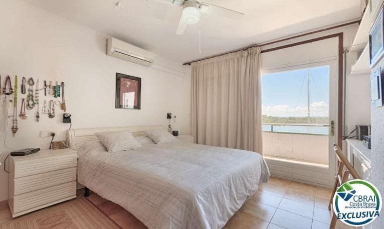 4 bedroom Semi-detached Villa for sale in Santa Margarida with pool garage - € 595,000 (Ref: 9615364)