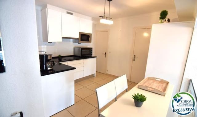 2 soveværelse Lejlighed til salg i Empuriabrava, Castelló d'Empúries - € 185.000 (Ref: 9619154)