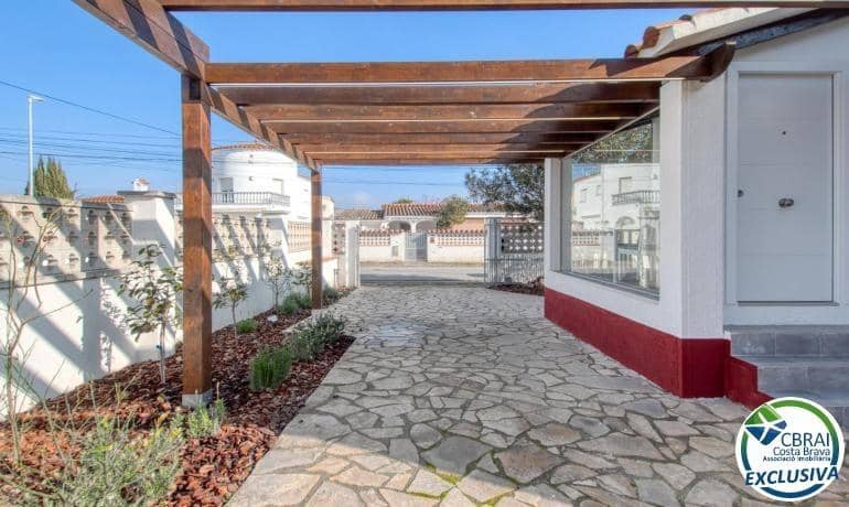 2 quarto Moradia para venda em Empuriabrava - 339 000 € (Ref: 9619155)