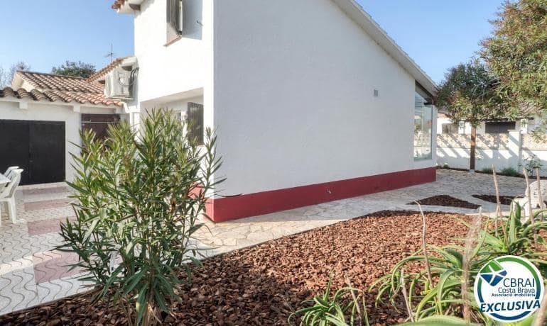 2 quarto Moradia para venda em Empuriabrava - 339 000 € (Ref: 9619155)