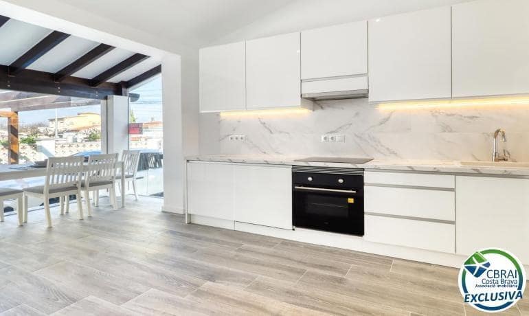 2 camera da letto Villa in vendita in Empuriabrava - 339.000 € (Rif: 9619155)