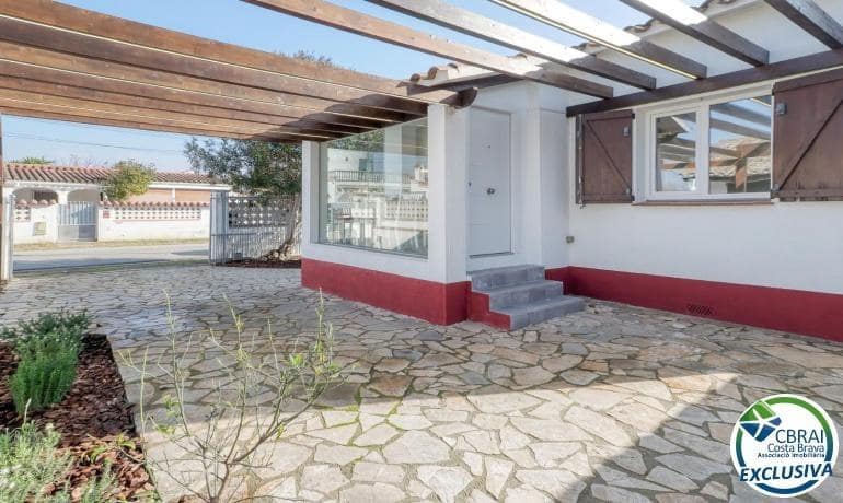 2 camera da letto Villa in vendita in Empuriabrava - 339.000 € (Rif: 9619155)