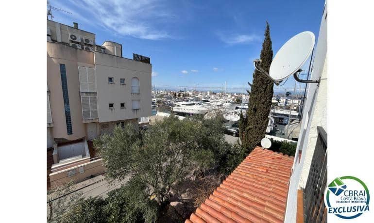 2 quarto Apartamento para venda em Empuriabrava - 255 000 € (Ref: 9629896)