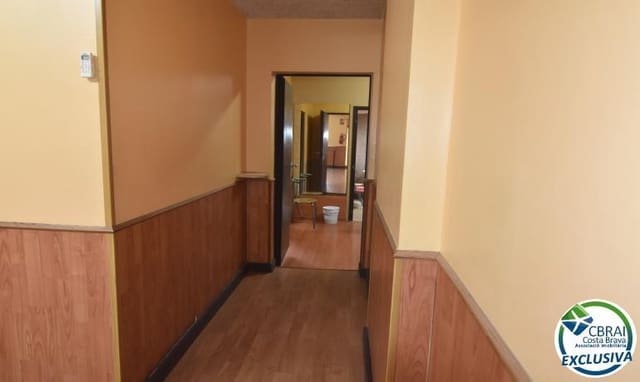 Biznes na sprzedaż w Roses - 132 000 € (Ref: 9634156)