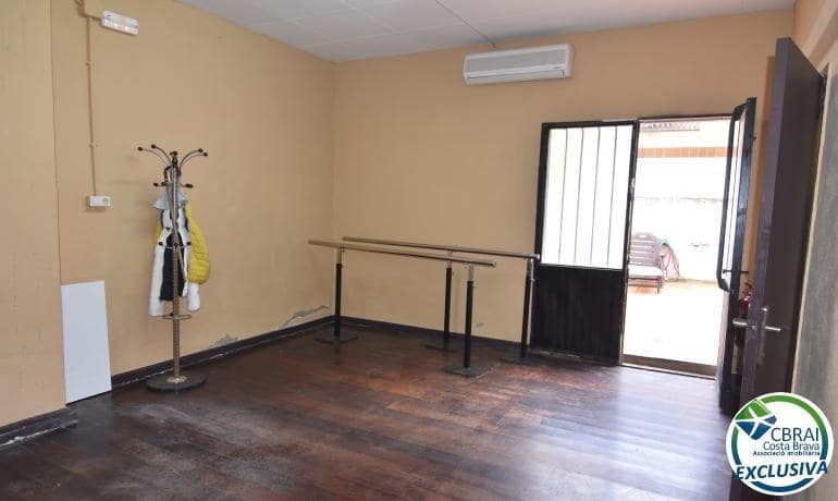 Biznes na sprzedaż w Roses - 132 000 € (Ref: 9634156)