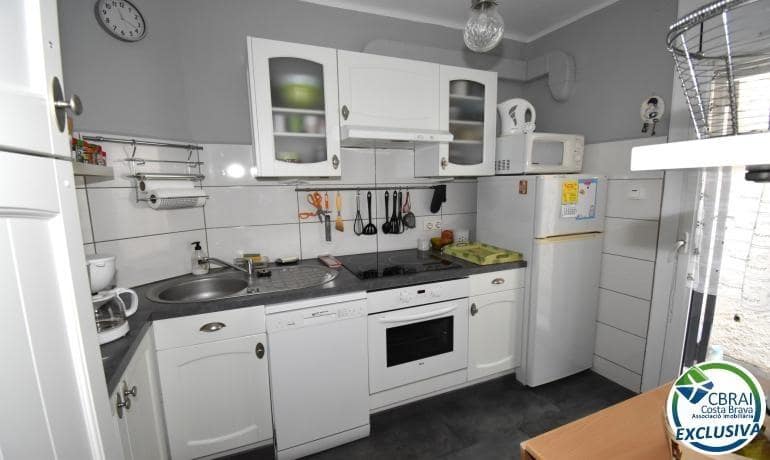 1 sypialnia Apartament na sprzedaż w Roses - 179 000 € (Ref: 9637496)