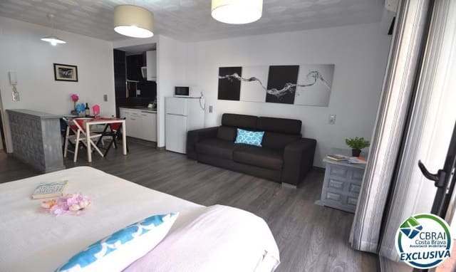 Studio te koop in Santa Margarida, Roses met zwembad - € 118.000 (Ref: 9637497)