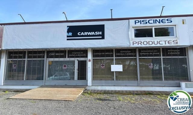 1 bedroom Commercial for sale in Roses - € 160,000 (Ref: 9644940)