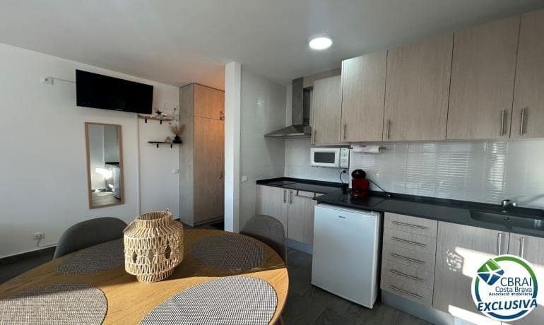 Studio til salgs i Empuriabrava - € 134 000 (Ref: 9648047)