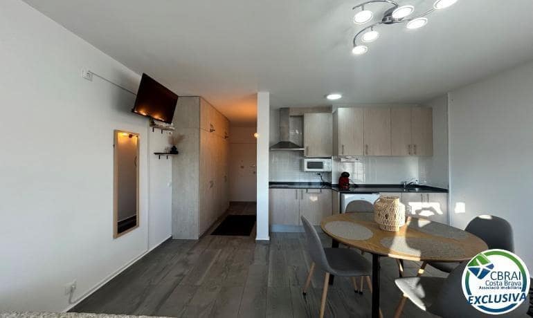 Studio til salgs i Empuriabrava - € 134 000 (Ref: 9648047)