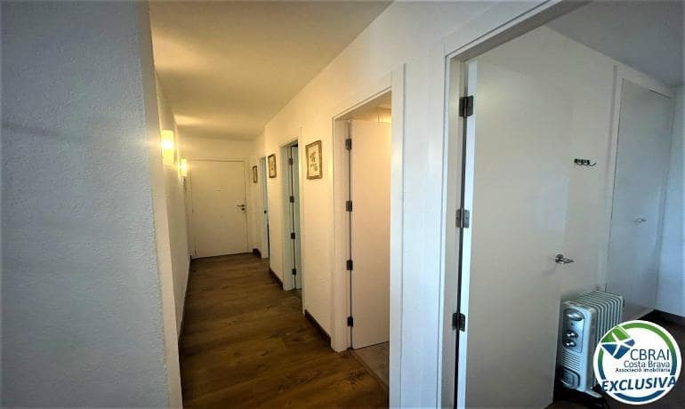 2 Zimmer Apartment zu verkaufen in Roses - 275.000 € (Ref: 9651865)
