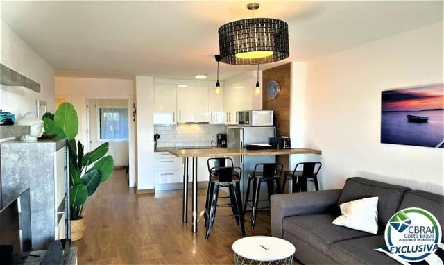 2 Zimmer Apartment zu verkaufen in Roses - 275.000 € (Ref: 9651865)