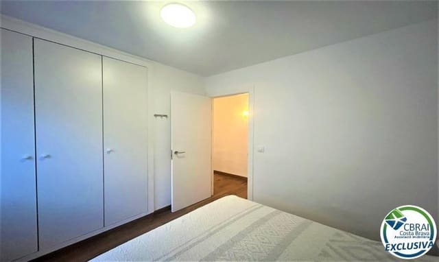 2 Zimmer Apartment zu verkaufen in Roses - 275.000 € (Ref: 9651865)