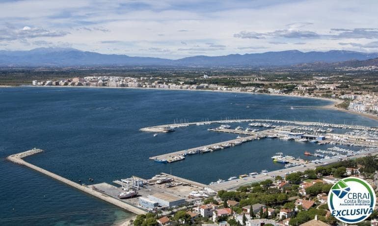 2 Zimmer Apartment zu verkaufen in Roses - 275.000 € (Ref: 9651865)