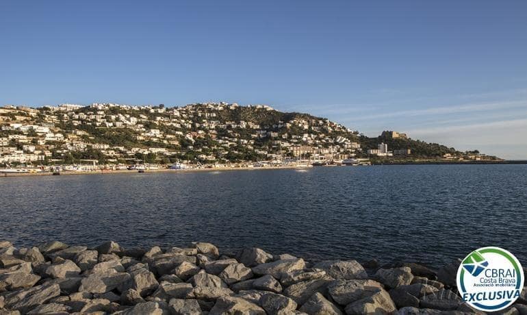 2 Zimmer Apartment zu verkaufen in Roses - 275.000 € (Ref: 9651865)