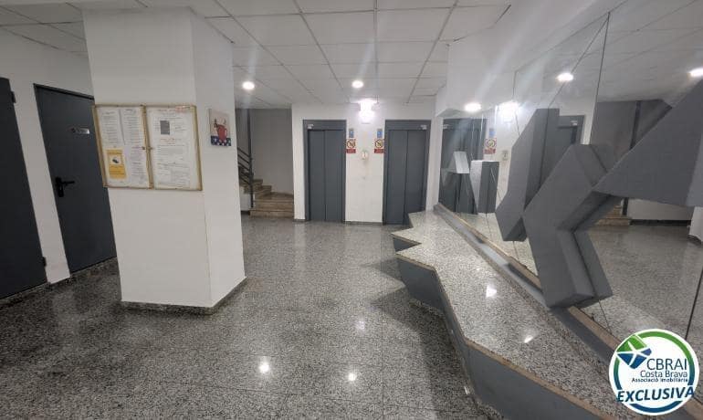 Estudio en Empuriabrava en venta - 125.000 € (Ref: 9661927)