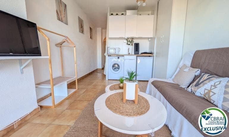 Studio til salgs i Empuriabrava - € 115 000 (Ref: 9661927)