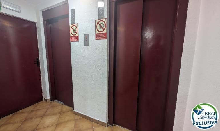 Studio til salgs i Empuriabrava - € 115 000 (Ref: 9661927)