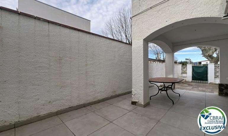 4 Zimmer Apartment zu verkaufen in Empuriabrava mit Garage - 369.000 € (Ref: 9666430)