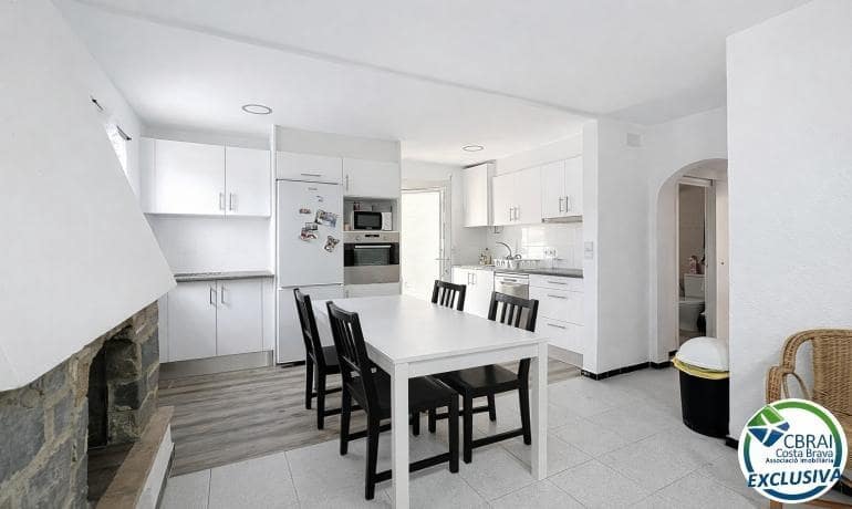 4 sypialnia Apartament na sprzedaż w Empuriabrava z garażem - 369 000 € (Ref: 9666430)