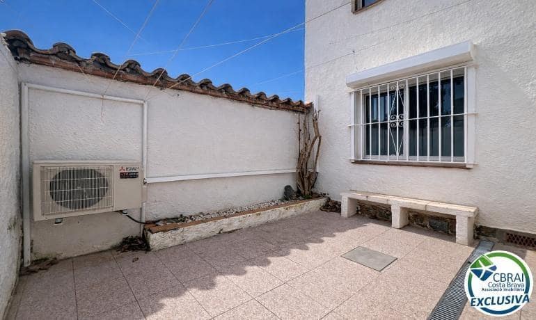 4 sypialnia Apartament na sprzedaż w Empuriabrava z garażem - 369 000 € (Ref: 9666430)