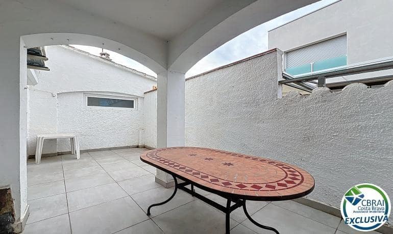4 sypialnia Apartament na sprzedaż w Empuriabrava z garażem - 369 000 € (Ref: 9666430)