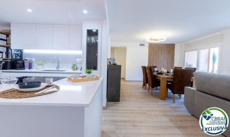 3 quarto Apartamento para venda em Roses - 295 000 € (Ref: 9674139)